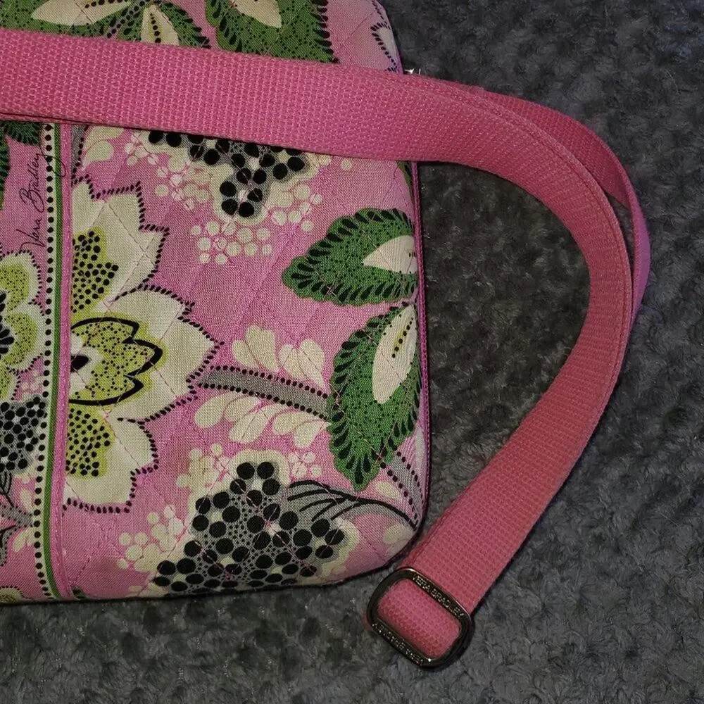 Vera Bradley Laptop Tablet Case- Priscilla Pink Pattern